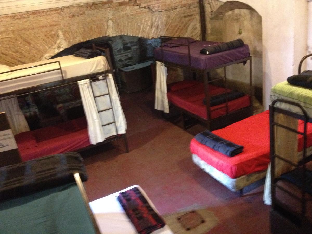 Split Hostel 危地马拉安地瓜 外观 照片
