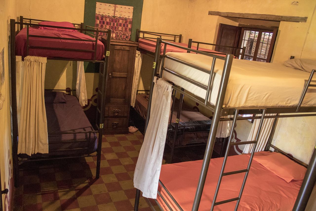 Split Hostel 危地马拉安地瓜 外观 照片