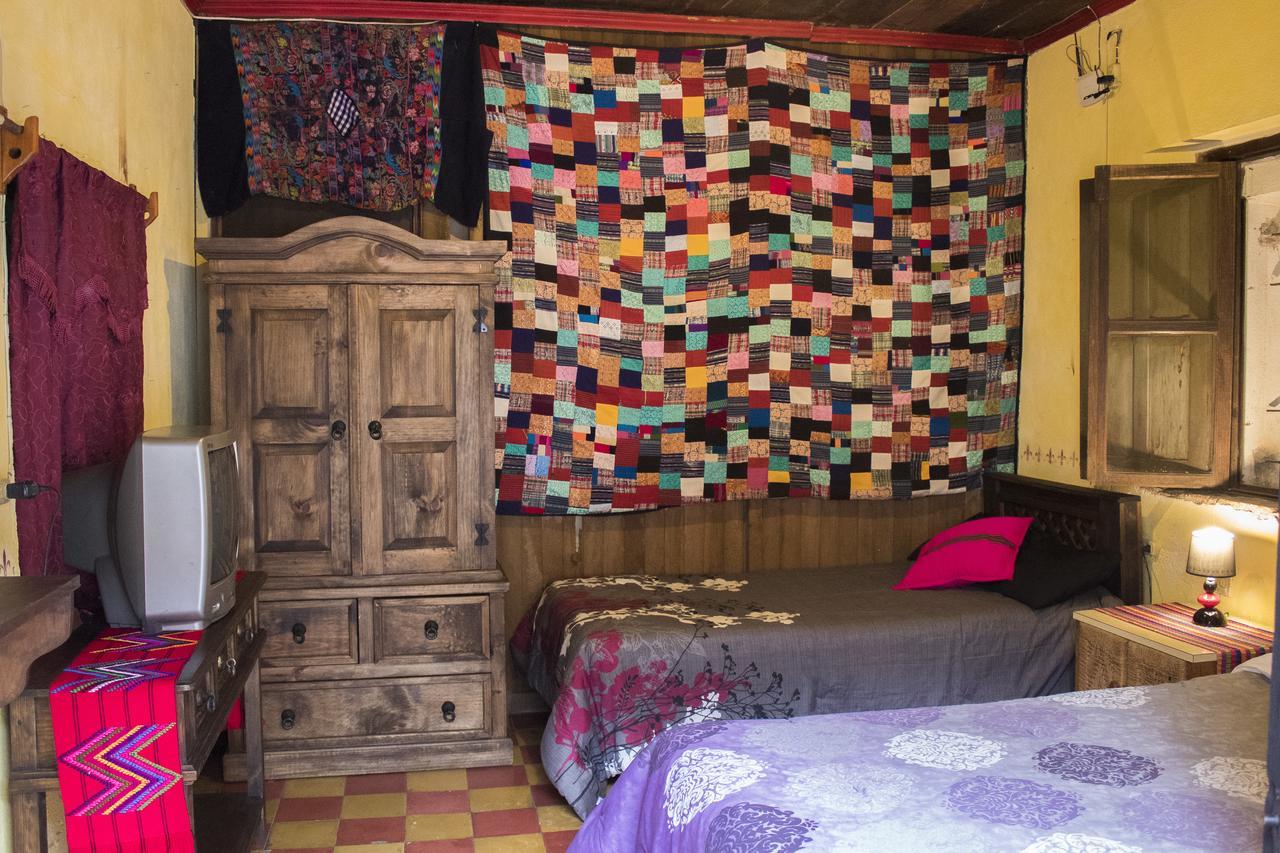 Split Hostel 危地马拉安地瓜 外观 照片